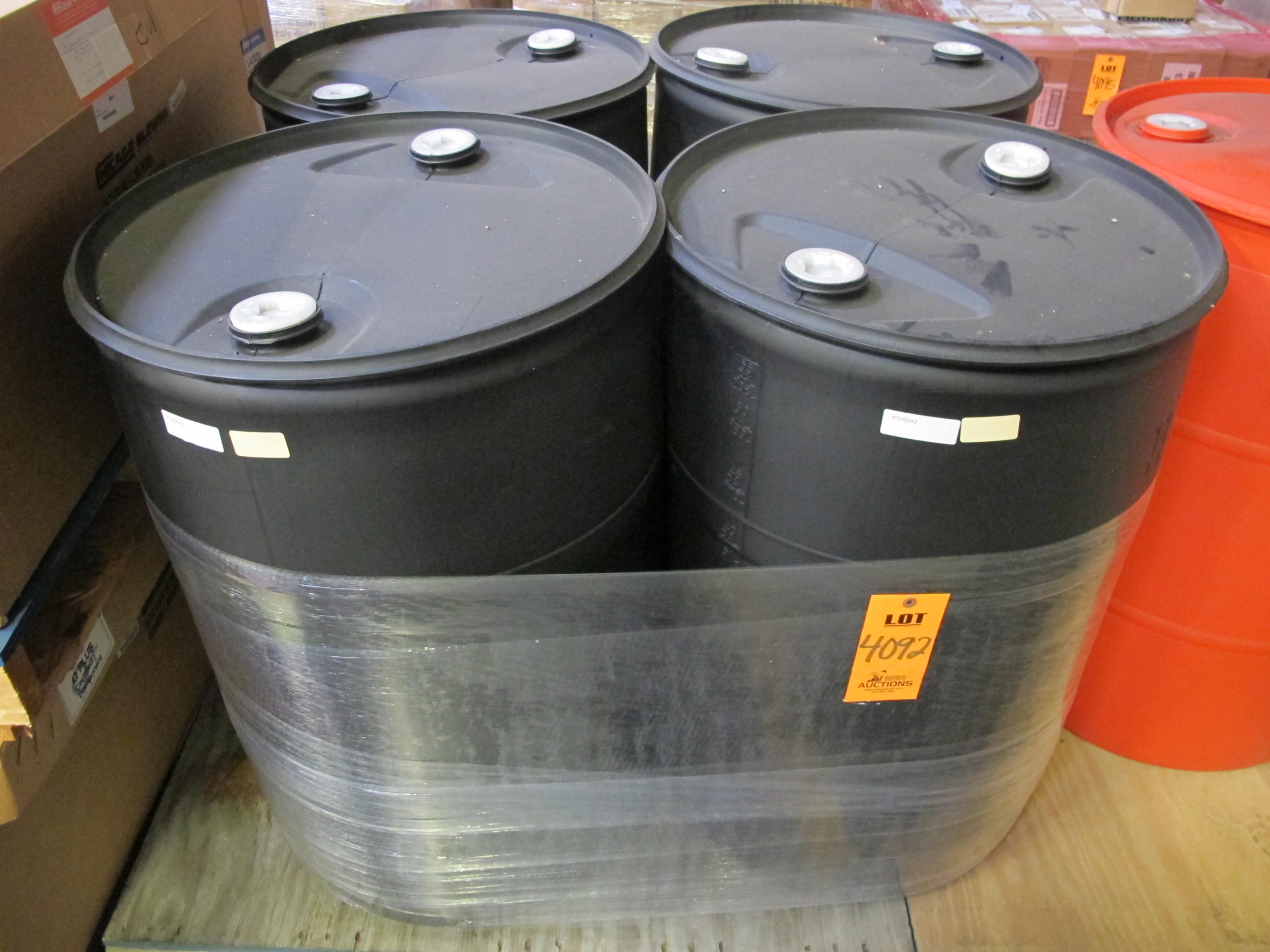 LOT TO INCLUDE: (2) DRUMS, STORAGE TYPE, 55 GALLON CAPACITY, HAZARDOUS WASTE REPACK/SHIPPING KIND, POLYETHYLENE MATERIAL. CLOSED HEAD. RED COLOR. 2" NPT OPENING AND 2" BUTTRESS OPENING WITH A 3/4" NPT CENTER REDUCER, (4) DRUM, STORAGE TYPE, 55 GALLON CAPACITY, HAZARDOUS WASTE REPACK/SHIPPING KIND, POLYETHYLENE MATERIAL. CLOSED HEAD. BLACK COLOR.2" NPT OPENING AND 2" BUTTRESS OPENING WITH A 3/4" NPT CENTER REDUCER. LOADING & HANDLING FEE $15-4092